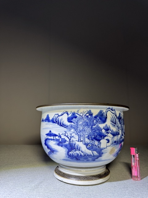 古玩陶瓷罕見清代雍正乾隆青花山水人物紋大高足花盆拍賣，當前價格5800元