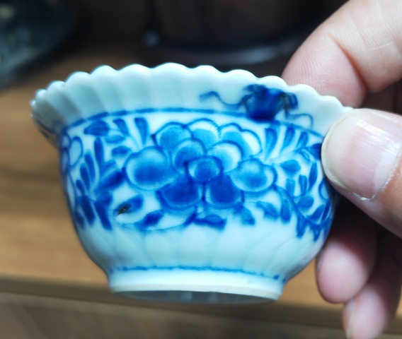 古玩陶瓷嬰戲紋青花花口杯拍賣,當(dāng)前價(jià)格1888元