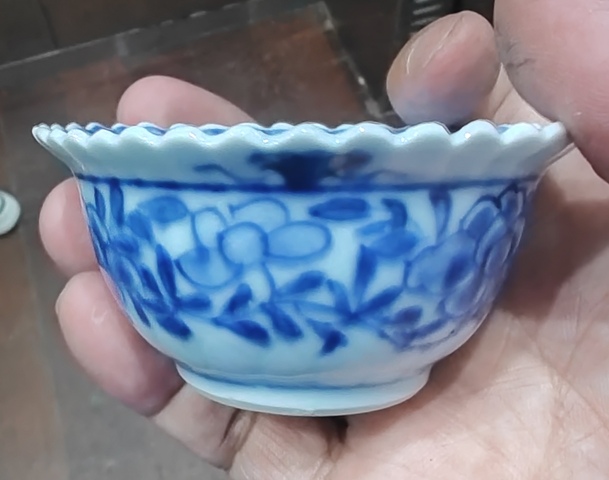 古玩陶瓷嬰戲紋青花花口杯拍賣,當(dāng)前價(jià)格1888元