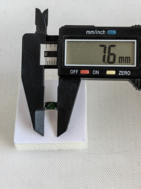 古玩玉器天然翡翠鑲嵌戒指拍賣,當前價格160元