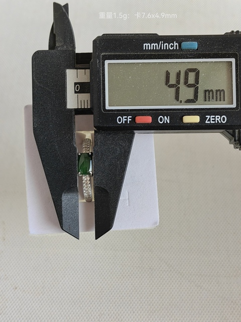 古玩玉器天然翡翠鑲嵌戒指拍賣,當前價格160元