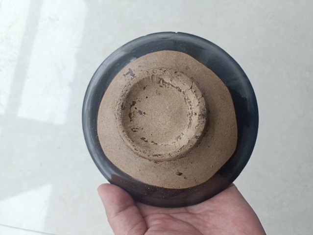 古玩陶瓷清早期.澀圈圈足疊燒工藝碗拍賣,當前價格108元