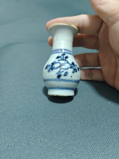 古玩陶瓷花卉紋青花撇口瓶拍賣,當前價格608元