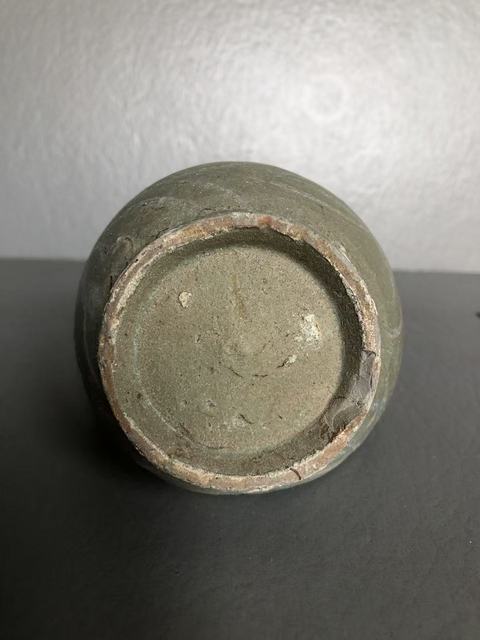 古玩陶瓷越窯剔刻花卉紋標本拍賣,當前價格0元