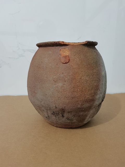 古玩陶瓷宣州窯素燒罐拍賣,當前價格0元