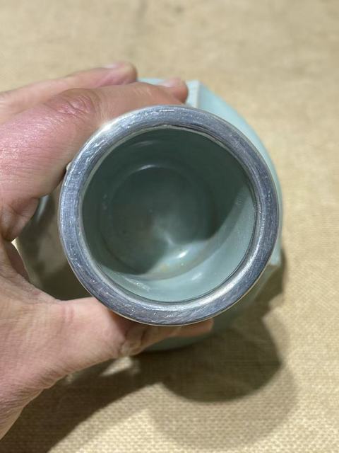 古玩陶瓷館藏級南宋龍泉青瓷截口花觚拍賣,當前價格9980元