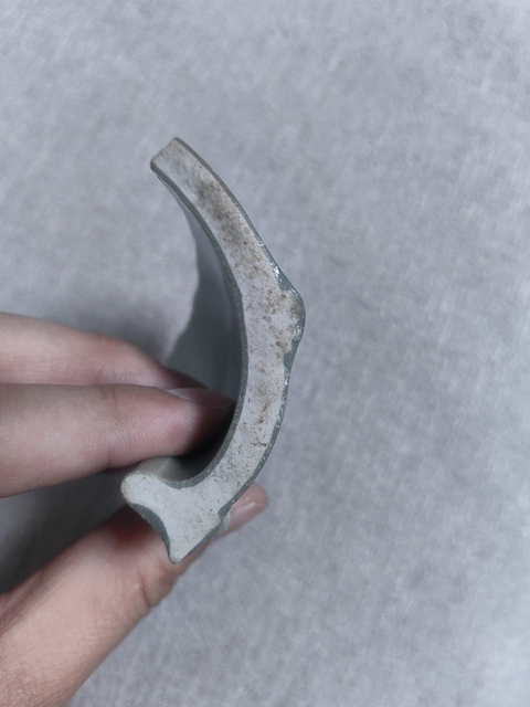 古玩陶瓷龍泉青瓷標(biāo)本拍賣(mài)，當(dāng)前價(jià)格299元