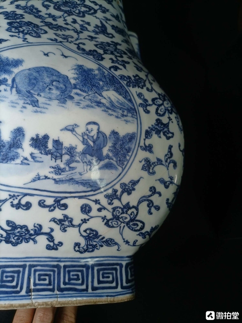 古玩陶瓷青花開光人物紋貫耳瓶，疑似復(fù)窯拍賣，當(dāng)前價(jià)格15000元