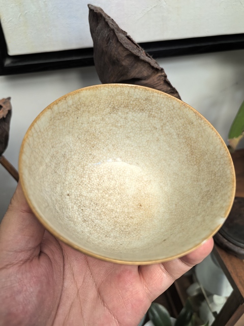 古玩陶瓷清中期哥釉五彩歲寒三友茶圓拍賣，當前價格1500元