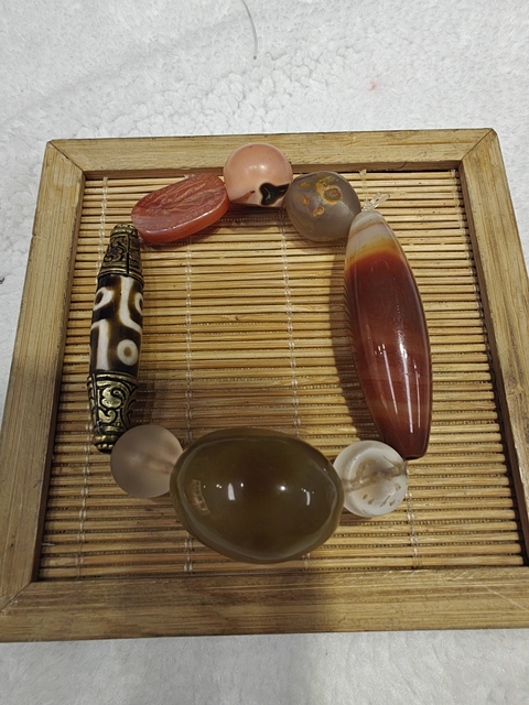 古玩玉器清代藏傳料器六眼天珠拍賣,當前價格2800元