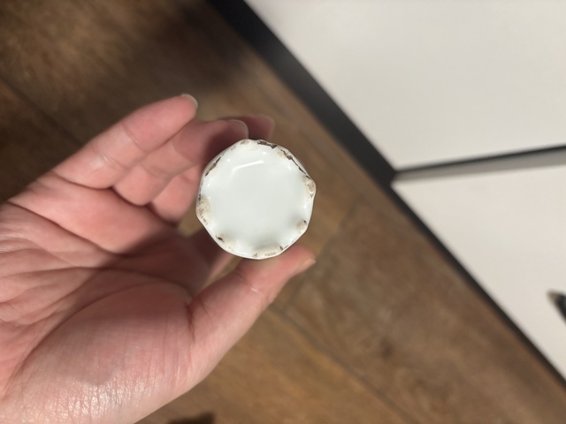 古玩陶瓷廣彩花卉紋連坐瓶拍賣，當前價格388元