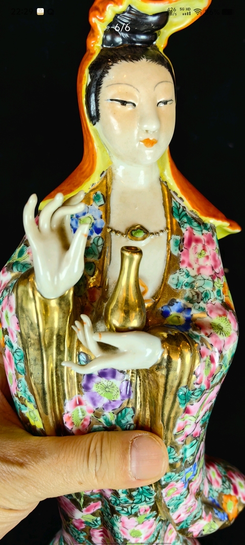古玩陶瓷粉彩觀音菩薩造像拍賣,當(dāng)前價(jià)格1600元