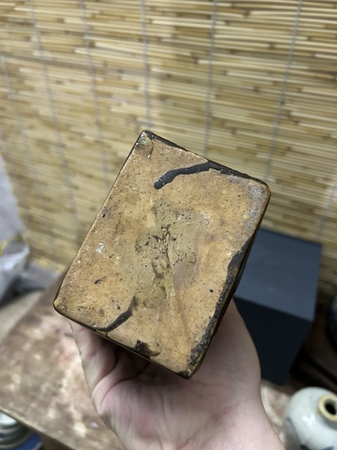 古玩陶瓷民國素三彩案頭獅子拍賣,當前價格650元