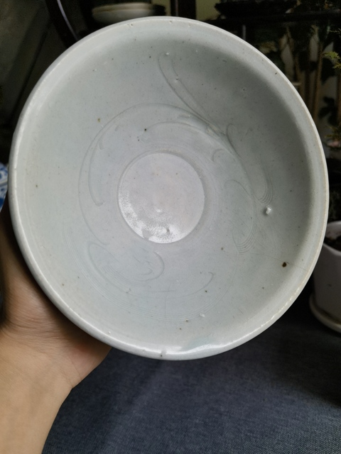 古玩陶瓷【精品】南宋青白釉鵝紋刻仰蓮紋斗笠碗拍賣,當前價格0元