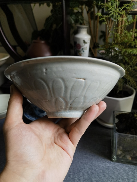 古玩陶瓷【精品】南宋青白釉鵝紋刻仰蓮紋斗笠碗拍賣,當前價格0元