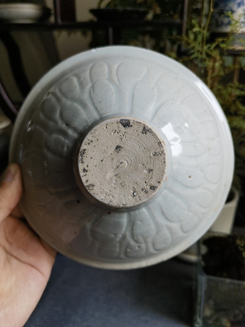 古玩陶瓷【精品】南宋青白釉鵝紋刻仰蓮紋斗笠碗拍賣,當前價格0元