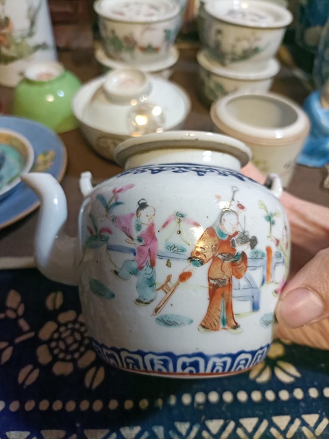 古玩陶瓷同治粉彩五子奪魁提梁壺拍賣，當前價格3888元