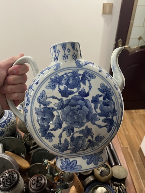 古玩陶瓷花卉紋執壺拍賣，當前價格299元