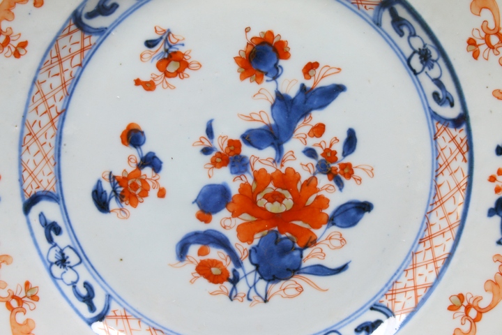 古玩陶瓷清康熙·青花礬紅描金折枝牡丹紋折沿盤真品鑒賞圖