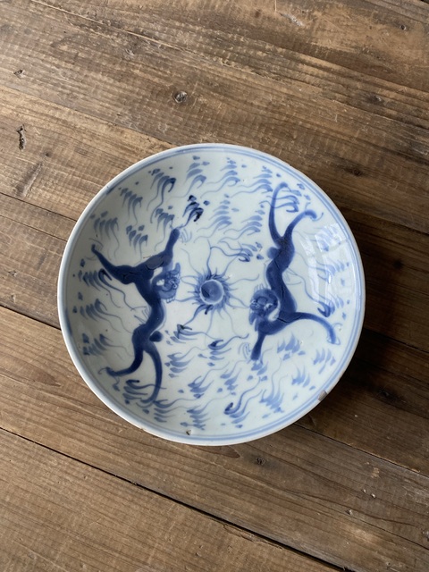 古玩陶瓷清中期青花夔龍紋盤拍賣,當前價格980元