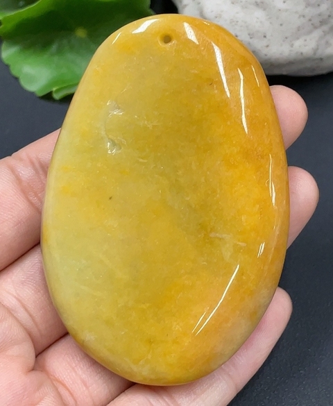 古玩玉器天然翡翠掛件帶翡翠證書(帶玉繩,會綁好)拍賣,當前價格2000元