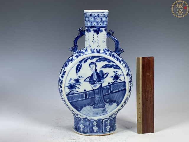 古玩陶瓷仕女紋青花抱月瓶拍賣，當前價格5800元