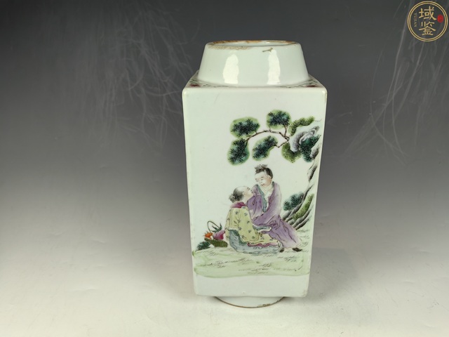 古玩陶瓷八仙圖粉彩琮式瓶拍賣，當前價格18200元