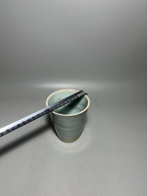 古玩陶瓷龍泉青瓷杯拍賣,當前價格0元