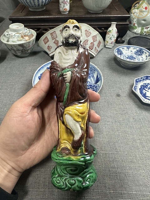 古玩陶瓷晚清素三彩鐵拐李造像拍賣,當前價格3500元