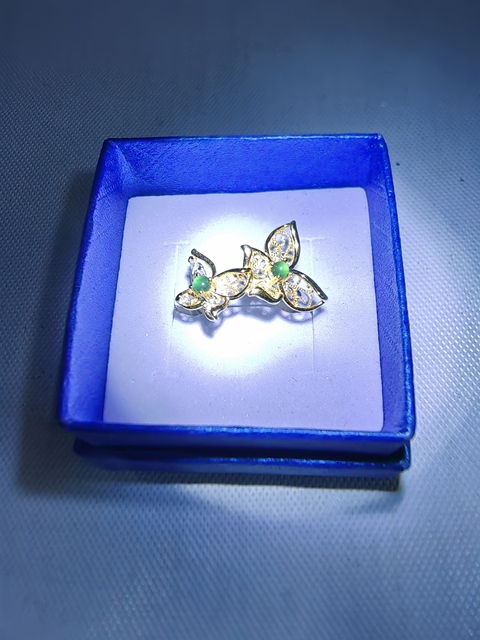 天然翡翠鑲嵌戒指拍賣，當前價格298元