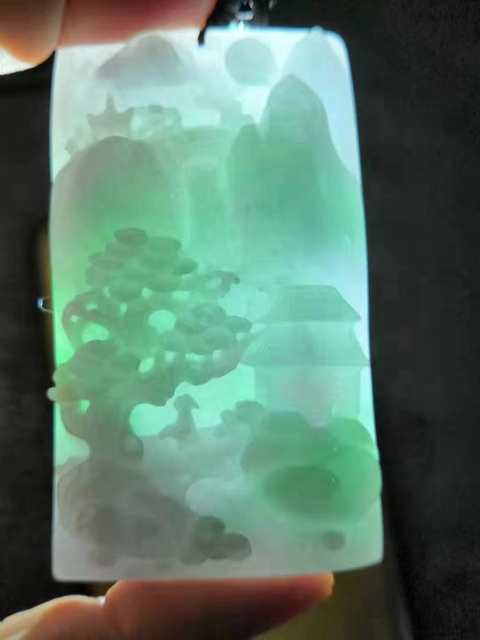 古玩玉器天然翡翠雕刻山水紋飾牌拍賣,當前價格2280元