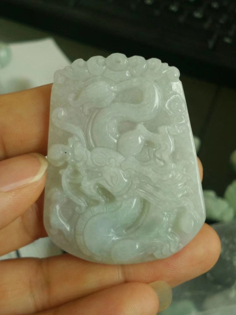 古玩玉器天然翡翠龍紋牌拍賣，當前價格328元
