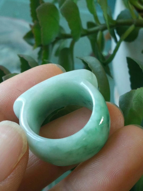 古玩玉器天然翡翠戒指拍賣,當前價格368元
