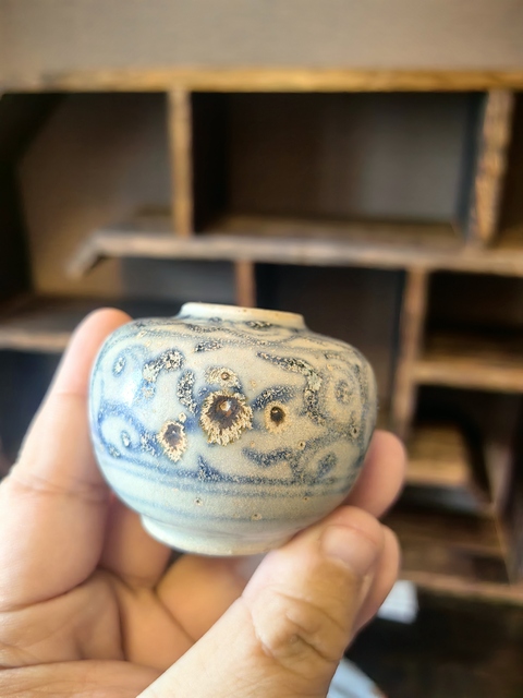 古玩陶瓷晚明青花蓮瓣花卉紋水盂拍賣,當(dāng)前價(jià)格800元