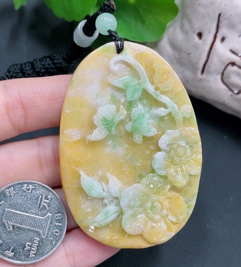 古玩玉器天然翡翠花鳥玉墜(帶翡翠鑒定證書)拍賣,當前價格0元