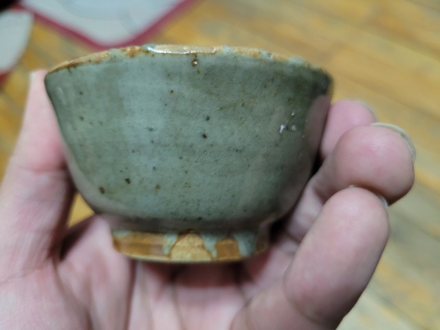 古玩陶瓷元末明初龍泉青瓷茶圓拍賣,當前價格480元