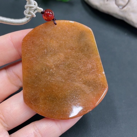 古玩玉器天然紅翡山水玉墜(帶鑒定證書)拍賣,當前價格900元