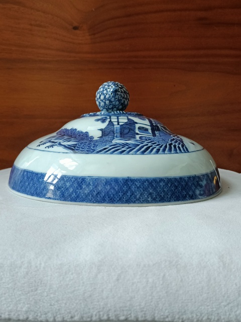 古玩陶瓷青花蓋鍋蓋子拍賣,當前價格780元