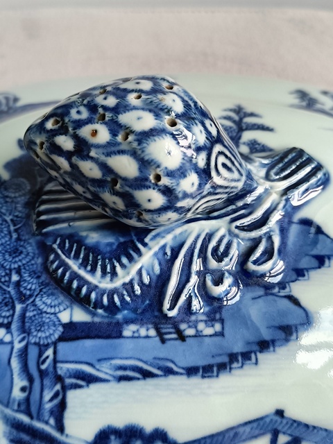 古玩陶瓷青花蓋鍋蓋子拍賣,當前價格780元