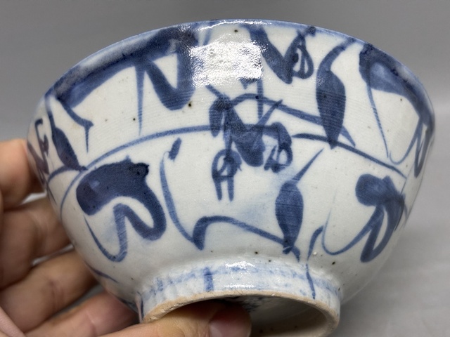 古玩陶瓷清晚期.青花花卉紋茶碗拍賣，當前價格0元