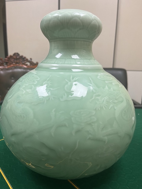 古玩陶瓷青釉尊拍賣,當前價格15000元