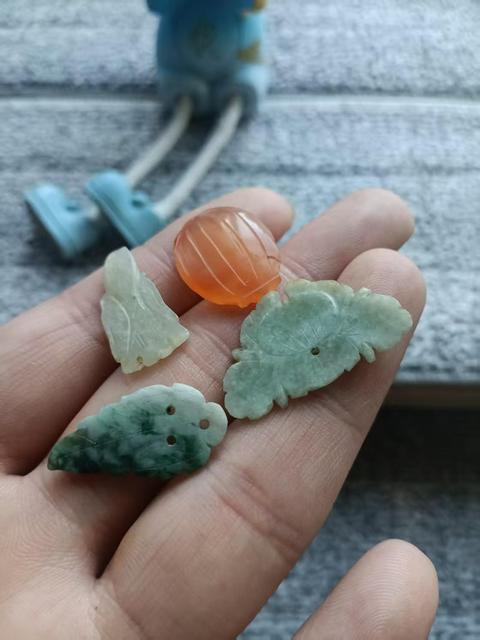 古玩玉器清代翠玉瑪瑙花飾,拍賣,當(dāng)前價格698元