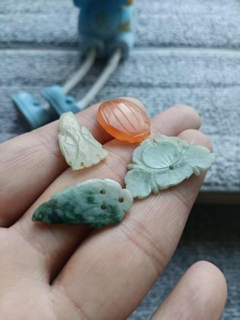 古玩玉器清代翠玉瑪瑙花飾,拍賣,當(dāng)前價格698元