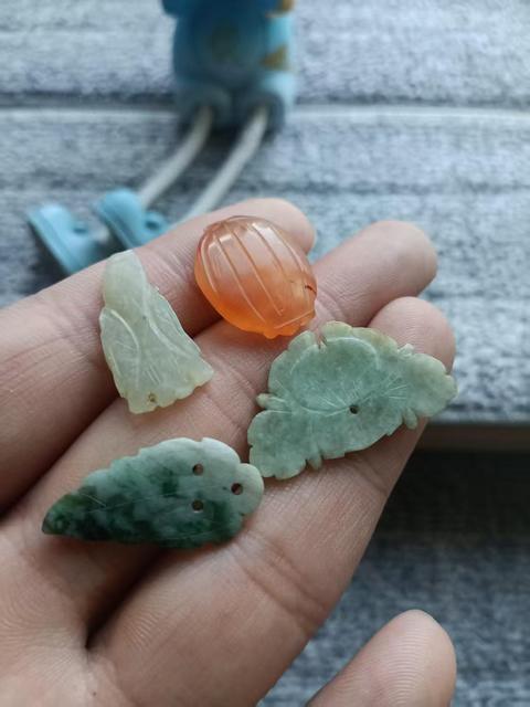 古玩玉器清代翠玉瑪瑙花飾,拍賣,當(dāng)前價格698元