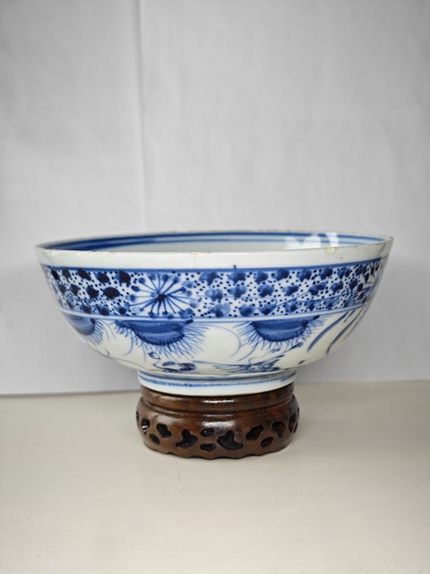 古玩陶瓷明晚期青花滿池矯紋墩式碗拍賣，當前價格4321元