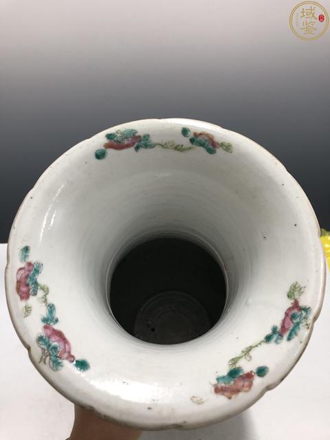 古玩陶瓷粉彩開窗人物故事紋貼塑螭龍獅耳瓶拍賣,當前價格11800元