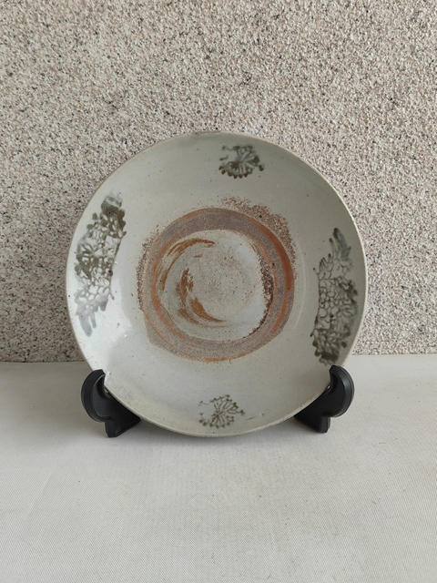 古玩陶瓷龍泉青瓷青花花卉紋盤拍賣，當(dāng)前價(jià)格298元