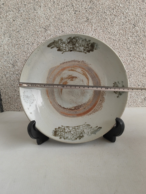 古玩陶瓷龍泉青瓷青花花卉紋盤拍賣，當(dāng)前價(jià)格298元