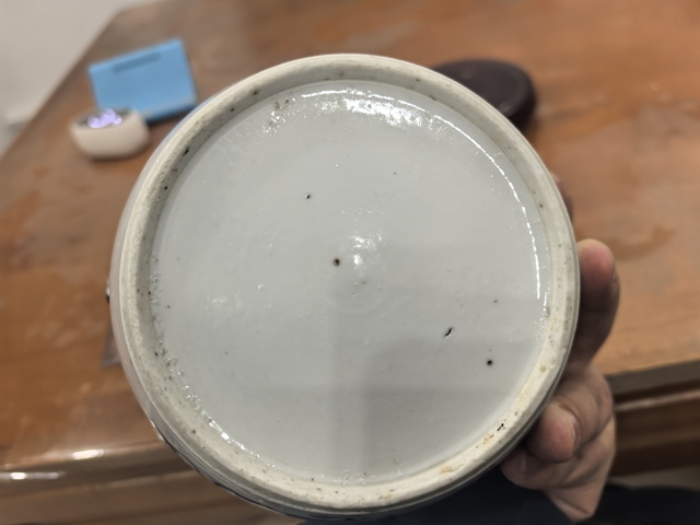 古玩陶瓷飄帶繡球獅子紋四系粥罐拍賣，當(dāng)前價(jià)格800元