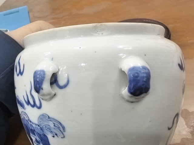 古玩陶瓷飄帶繡球獅子紋四系粥罐拍賣，當(dāng)前價(jià)格800元